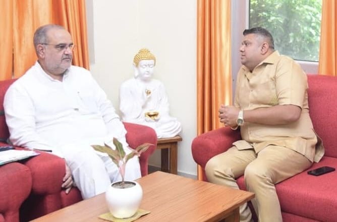 ठाकुर अजय चौहान