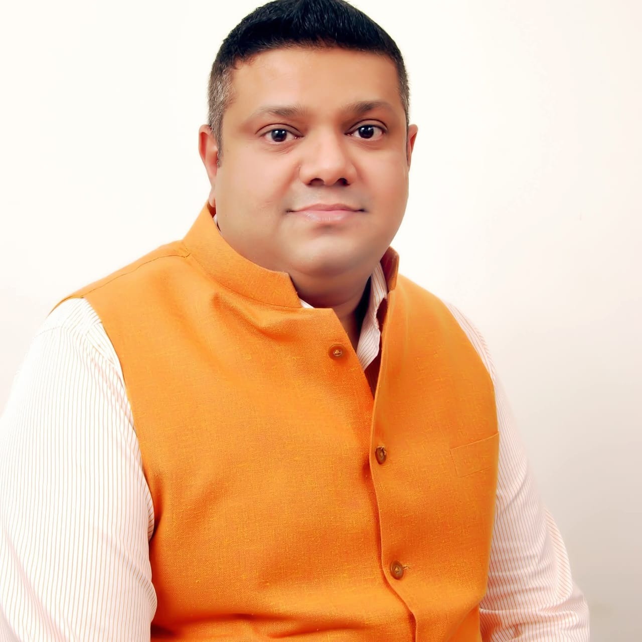 ठाकुर अजय सिंह चौहान