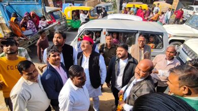 बकेवर, इटावा, भीषण जाम, सांसद जितेंद्र दोहरे, यात्री प्रतीक्षालय उद्घाटन, नेशनल हाईवे पुल, लखना-बकेवर मार्ग, भरथना रोड, कार्यक्रम स्थल