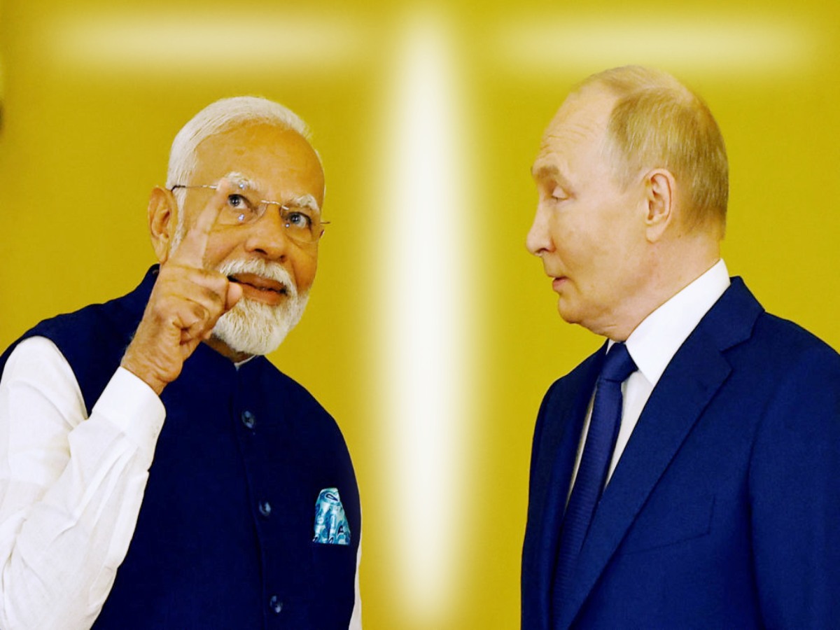Indian Ships Russia Distance