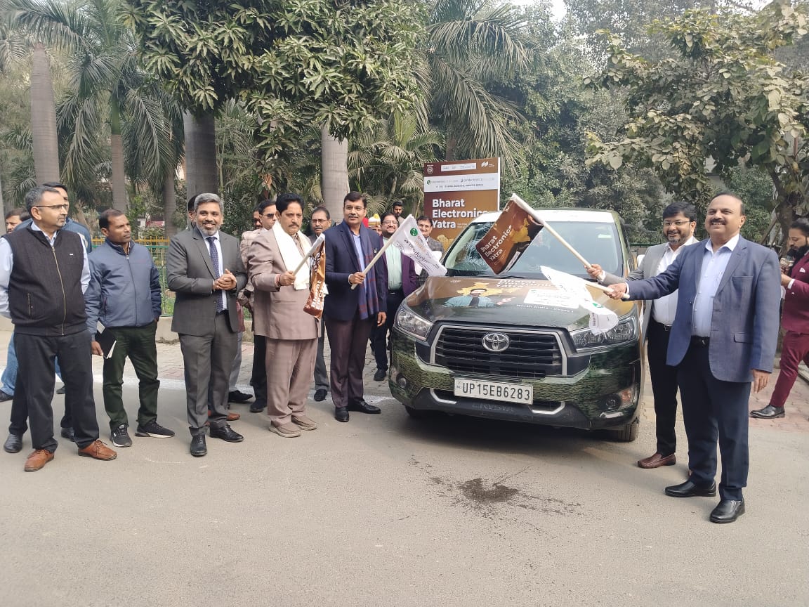 भारत इलेक्ट्रॉनिक्स यात्रा