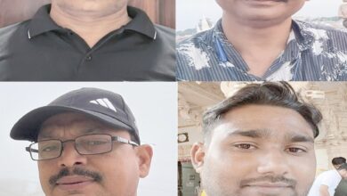 मोबाइल के बढते कदम के चलते ग्रीटिंग कार्ड हुआ विलुप्त