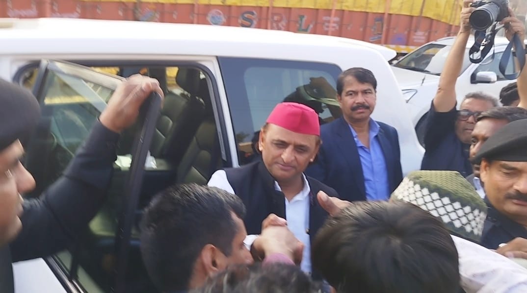 सपा राष्ट्रीय अध्यक्ष अखिलेश यादव