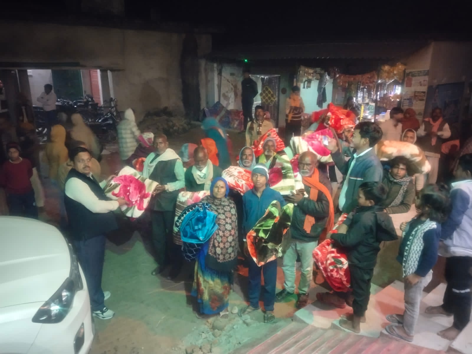 समाजसेवी धनंजय सिंह