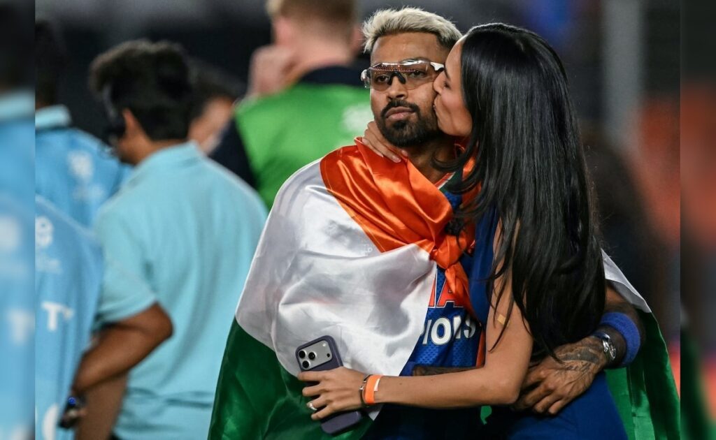 Mahieka Hardik Pics