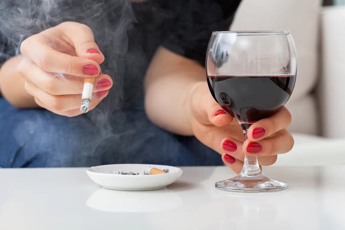 Smoking vs Drinking Health Comparison
