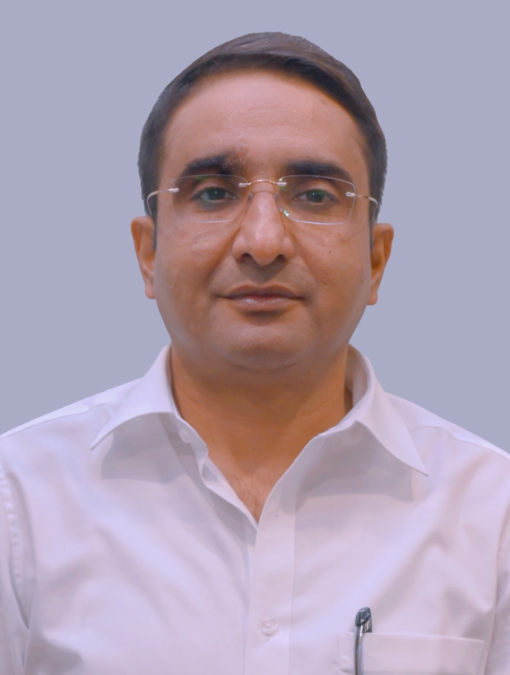 विशाल सिंह सूचना निदेशक