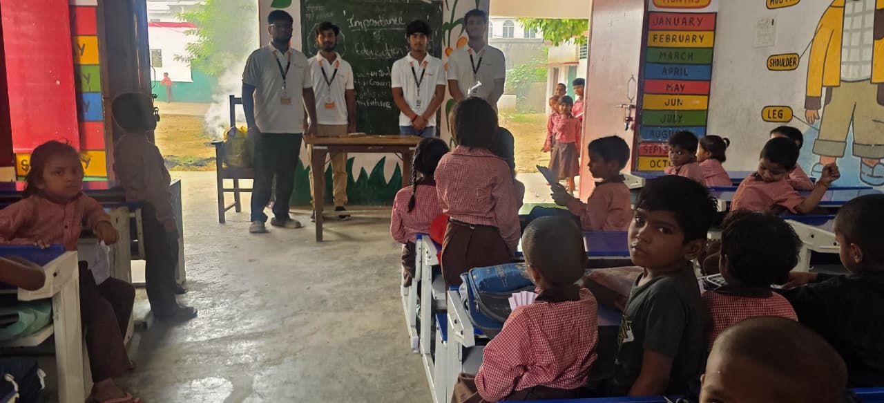 शिक्षा-स्वच्छता और सड़क सुरक्षा का बच्चों को मिला संदेश
