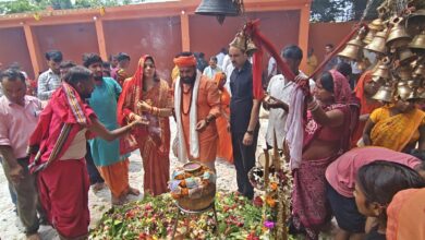 बाबा जनवारी नाथ धाम में सावन के दूसरे सोमवार पर गूंजे हर-हर महादेव के जयकारे