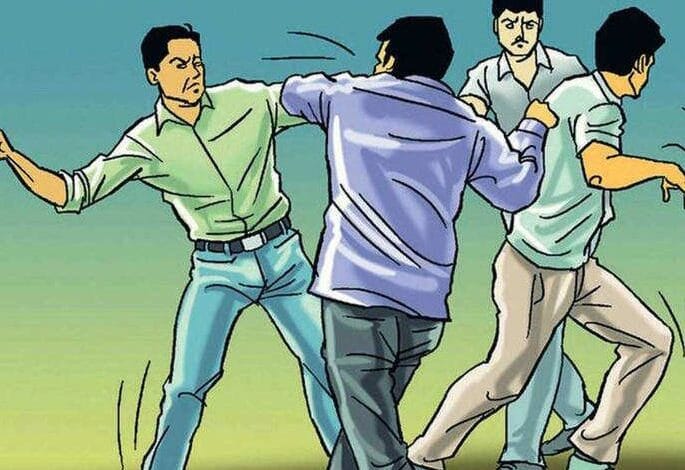 युवक से मारपीट: चार दबंगों के विरुद्ध रिपोर्ट दर्ज