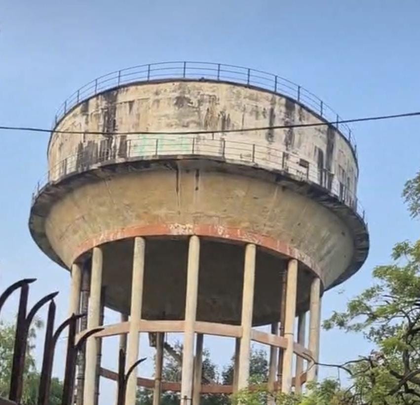दो दिन से जलापूर्ति ठप: पानी को तरसी जनता