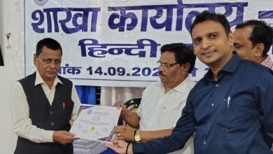 उत्कृष्ट प्रयास के लिए अधिवक्ता हुए सम्मानित
