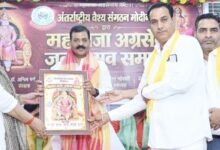 महाराजा अग्रसेन जयंती समारोह में शामिल हुए सपा प्रदेश सचिव अभिषेक गर्ग