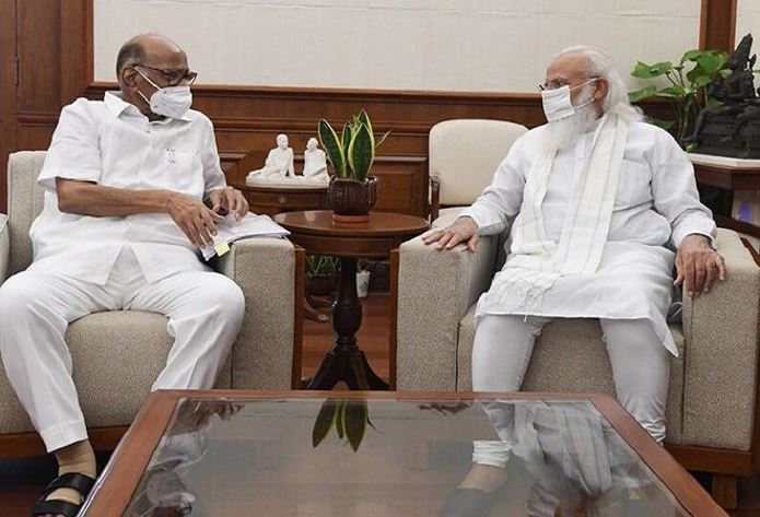 Photo of संसद सत्र से पहले NCP प्रमुख शरद पवार ने की PM मोदी से मुलाकात, लगभग एक घंटे तक गुपचुप हुई बात