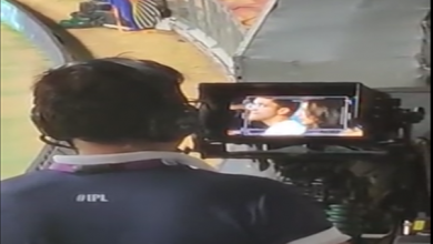 Photo of दर्शक ने बनाया कैमरामैन का वीडियो, क्यूट गर्ल पर कर रहा था फोकस