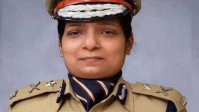 Photo of UP की पहली महिला पुलिस कमिश्नर बनीं IPS लक्ष्मी सिंह…