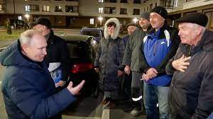 Photo of मारियुपोल में पुतिन का औचक दौरे पर भड़का यूक्रेन, लोगों से की बात 