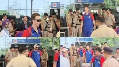 Photo of IPL 2024: आईपीएल मैच के लिए बिना कप्तान के (आरसीबी) की टीम पहुंची गगल हवाई अड्डे 