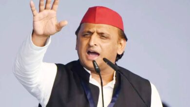 अखिलेश यादव