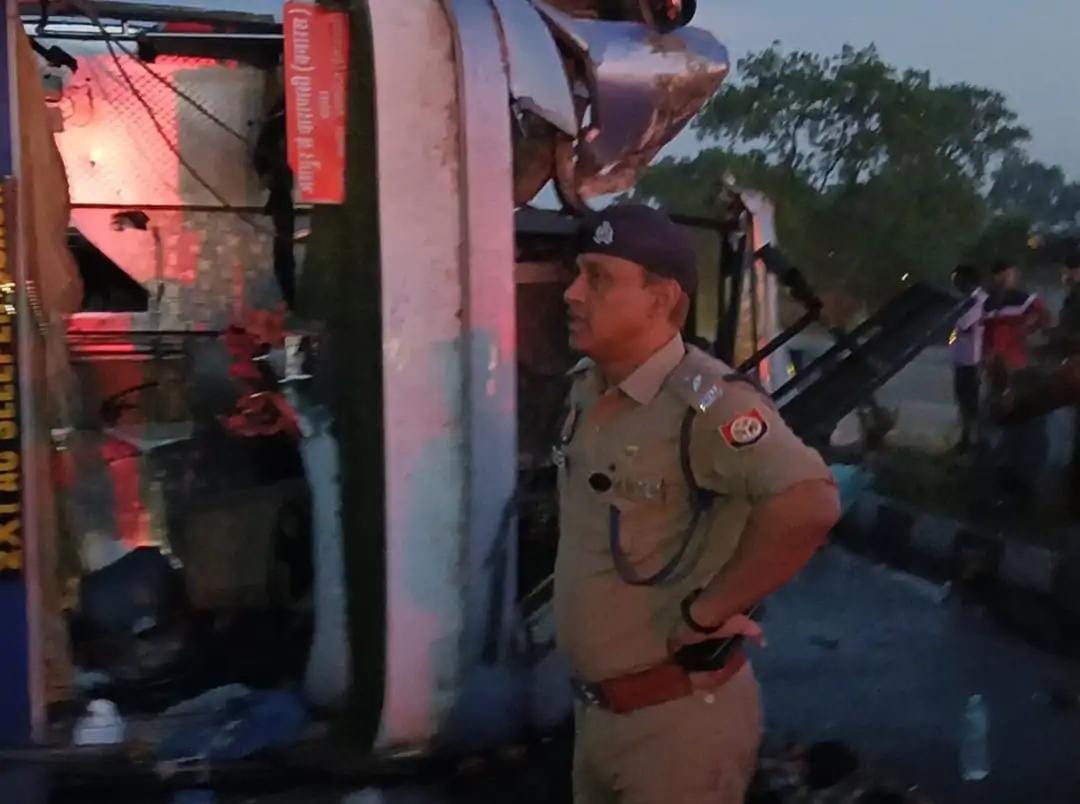 इटावा सड़क हादसा
