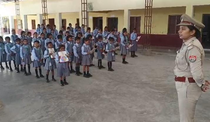 महिला उपनिरीक्षक मनीषा पटेल