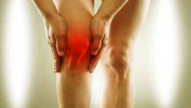 joint knee pain reason
