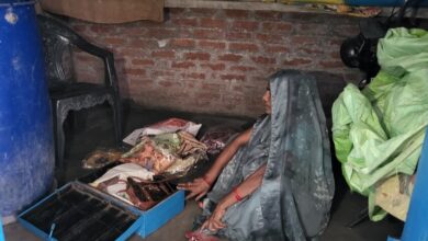 घर में लाखों की चोरी