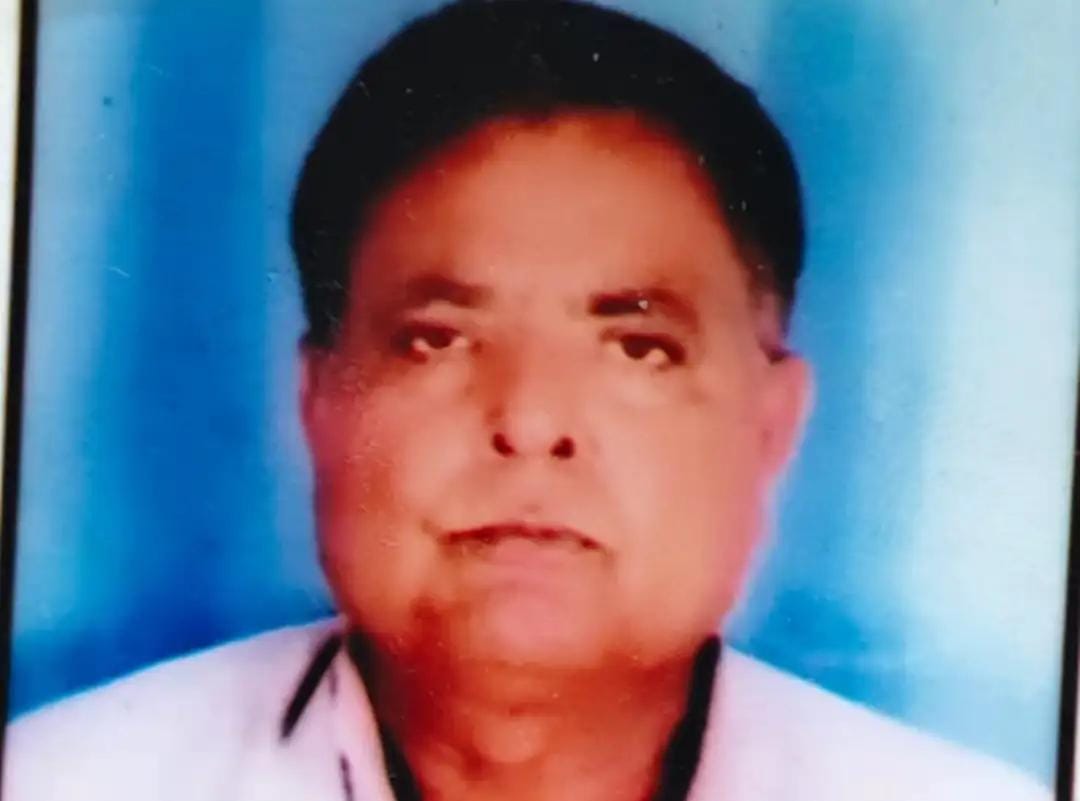 ठेकेदार का शव