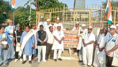 एक कदम गांधी के साथ