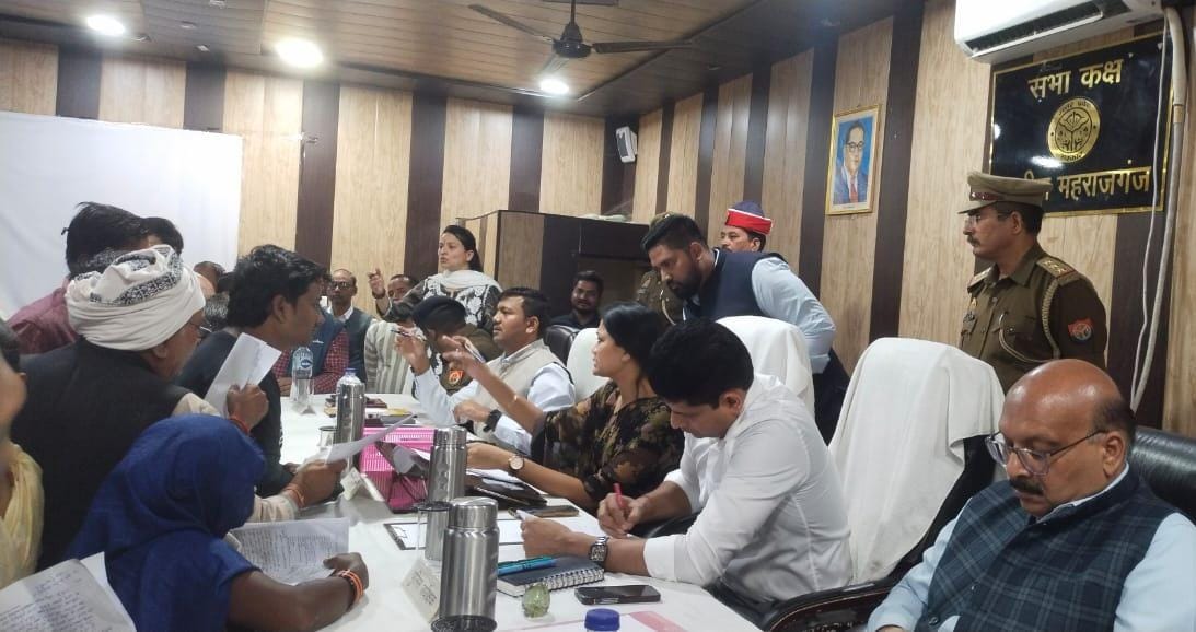 जिलाधिकारी हर्षिता माथुर
