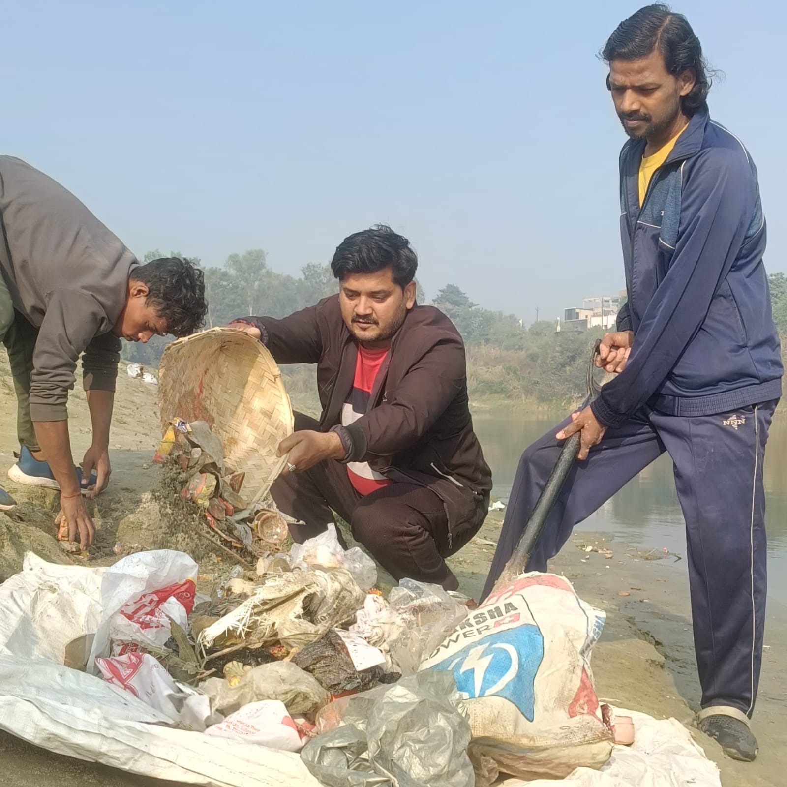 नदियाँ जीवन दायिनी