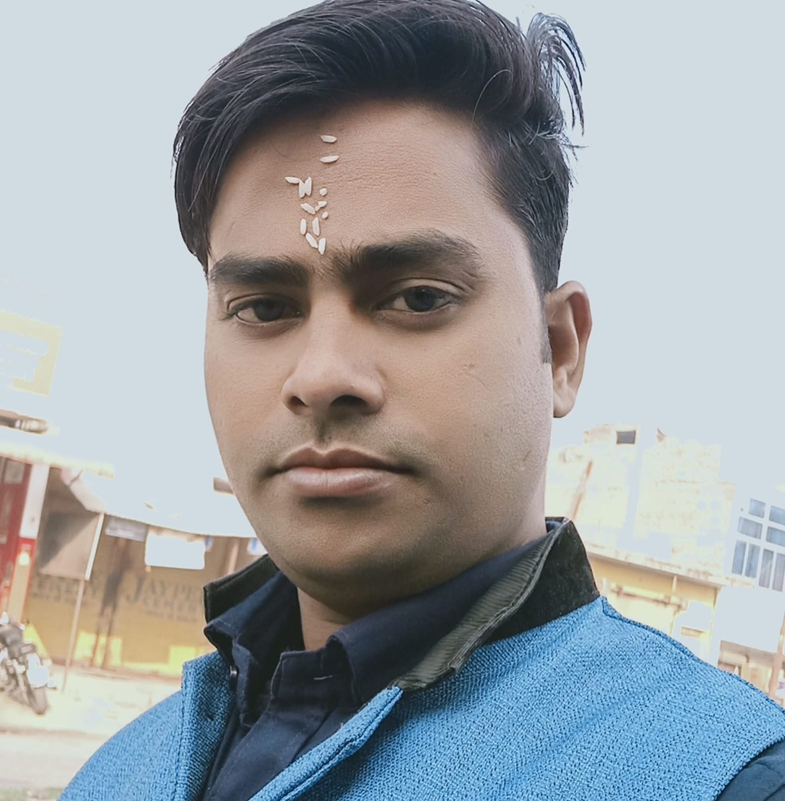 फांसी पर झूलता मिला सैलून संचालक