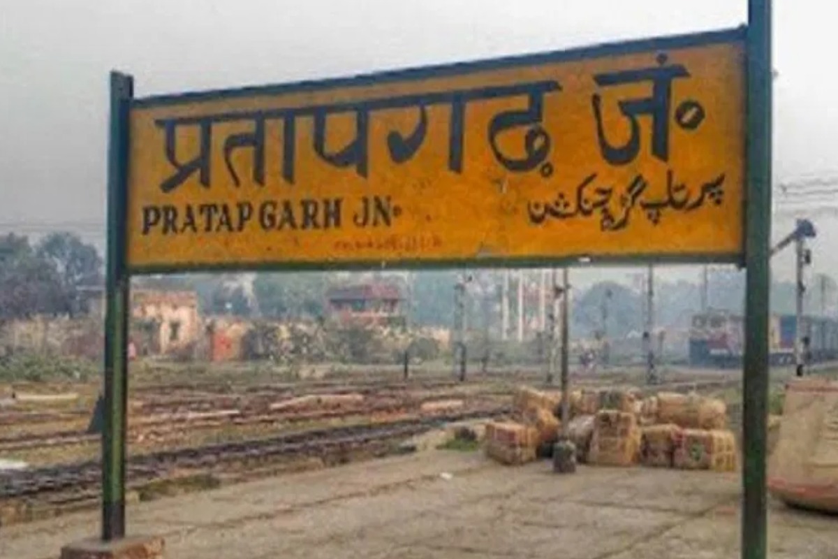 खंड विकास अधिकारी, बाबागंज विकासखंड, पंचायत सचिवों की बैठक, गौशालाओं की सुरक्षा, गौवंश संरक्षण, काऊ कोट व्यवस्था, तिरपाल लगाने के निर्देश