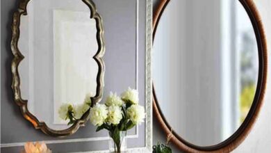 wrong mirror shape Vastu