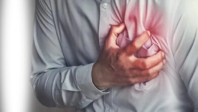 Left arm pain, heart attack cause
