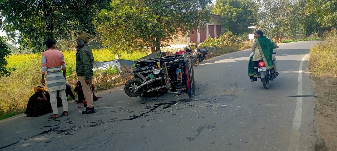 ई-रिक्शा-कार