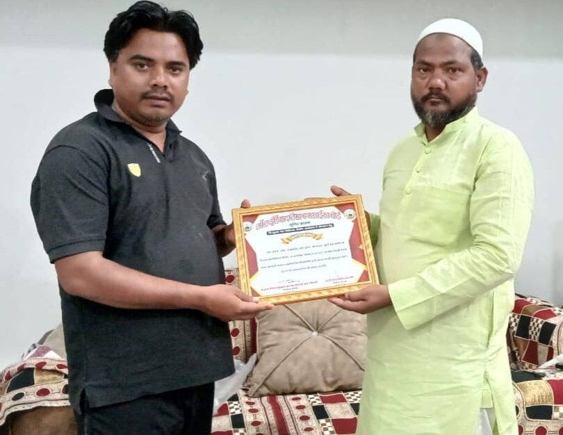 इटावा, नारायण धाम, स्टेशन रोड, ऑल इंडिया उलेमा व मशाइख़ बोर्ड, निःशुल्क आंखों का कैम्प, हाजी शेख शकील अहमद