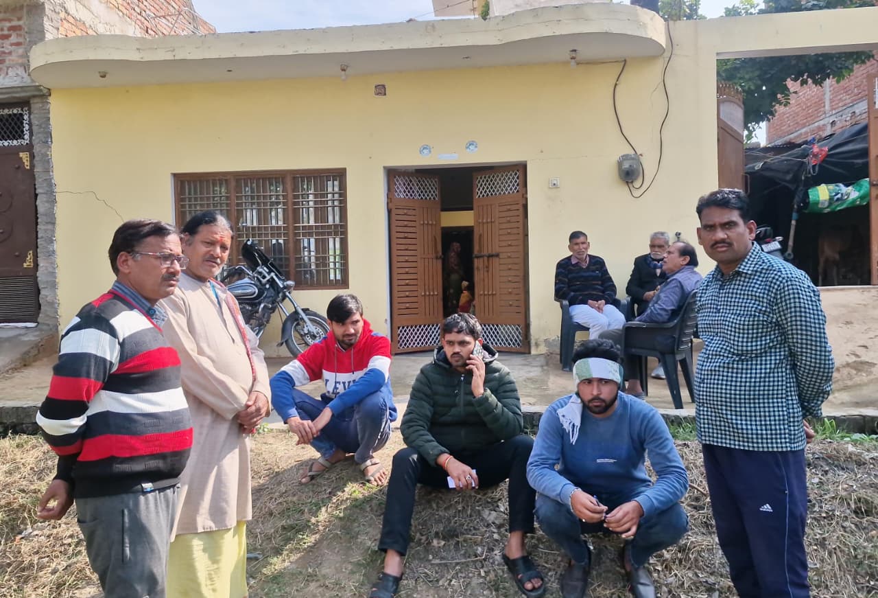 भरथना में प्रतिदिन