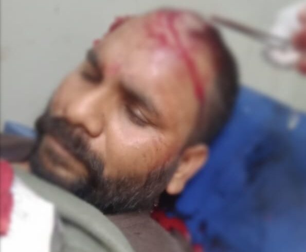मड़ियाव में युवकों पर जानलेवा हमला