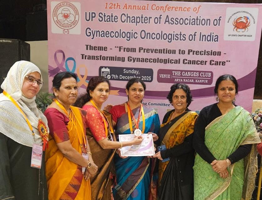 संकाय सदस्यों को शैक्षिक उत्कृष्ट प्रदर्शन पर मिले पदक