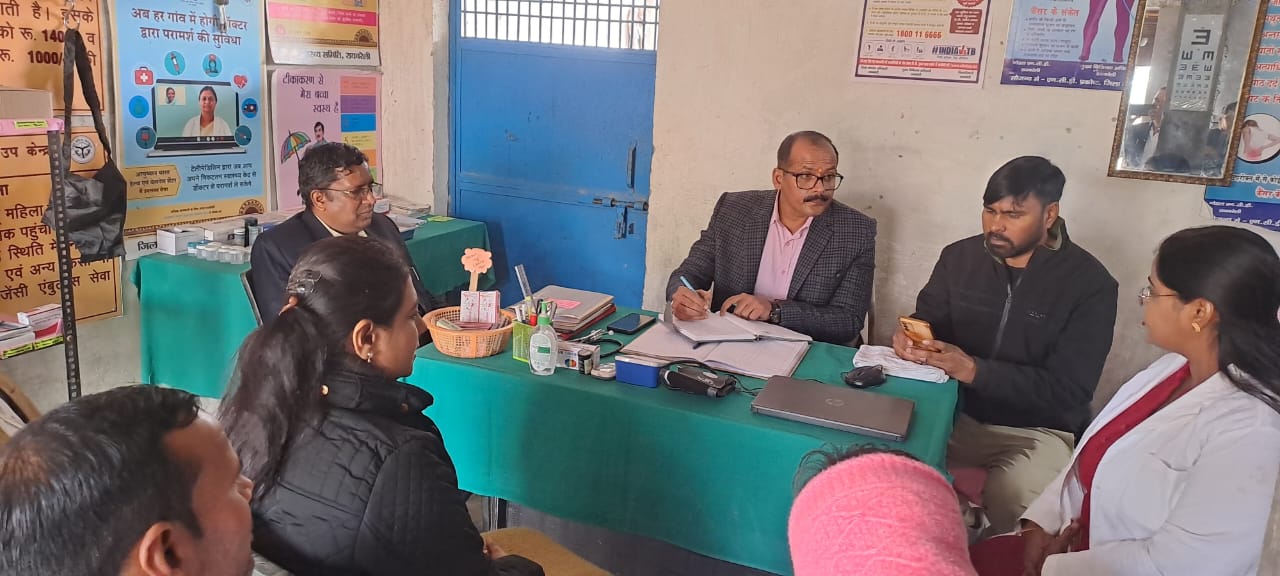 स्वास्थ्य टीम ने सामुदायि