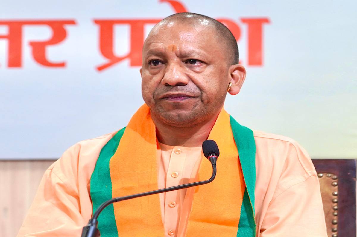 कर्मचारियों को योगी का आदेश