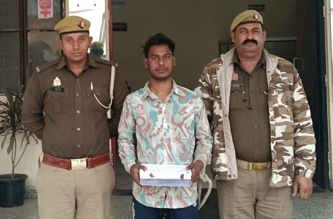 युवक पर मिला तमंचा-कारतूस गिरफ्तार