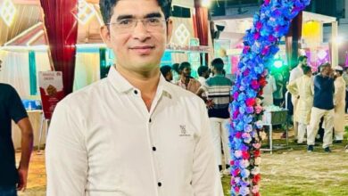 सत्ता बचाने की लड़ाई में सांप्रदायिकता का सहारा