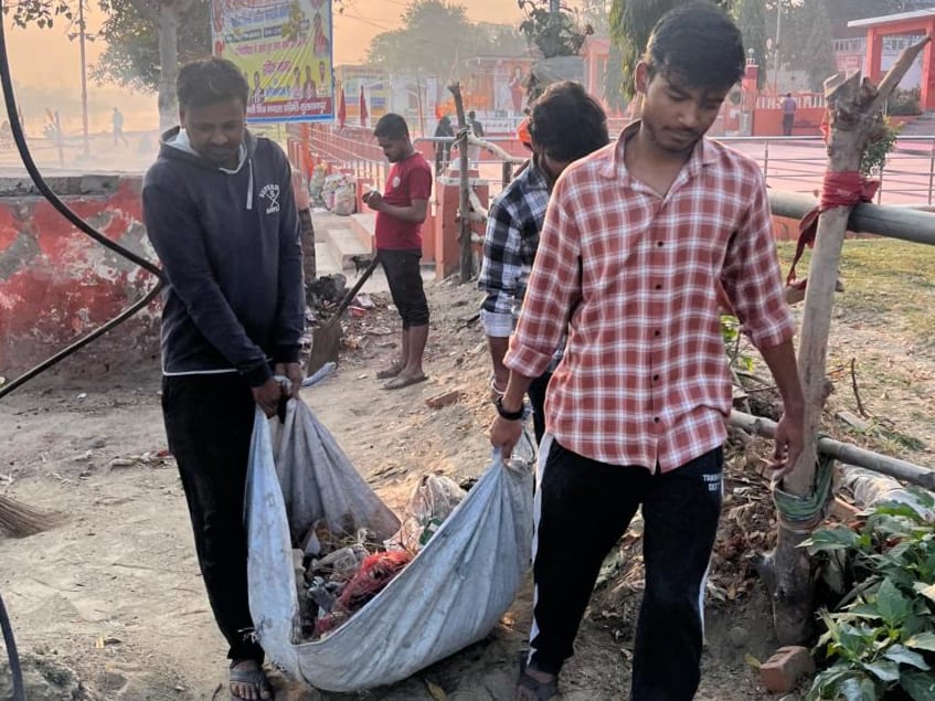 गोमती मित्रों