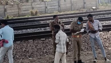 ट्रेन के आगे कूदकर युवक ने की आत्महत्या