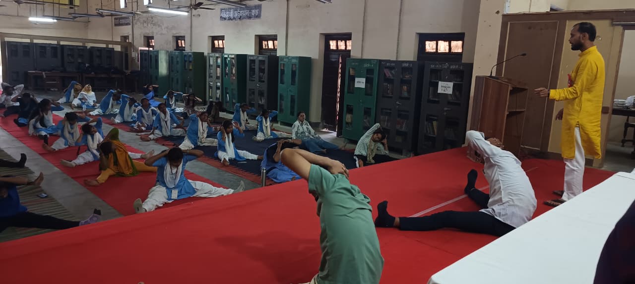 प्रो. डी. के. त्रिपाठी