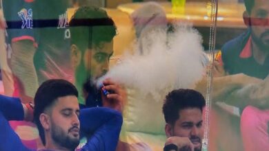 Riyan Parag Smoking