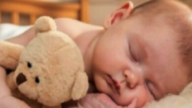 newborn babies sweat