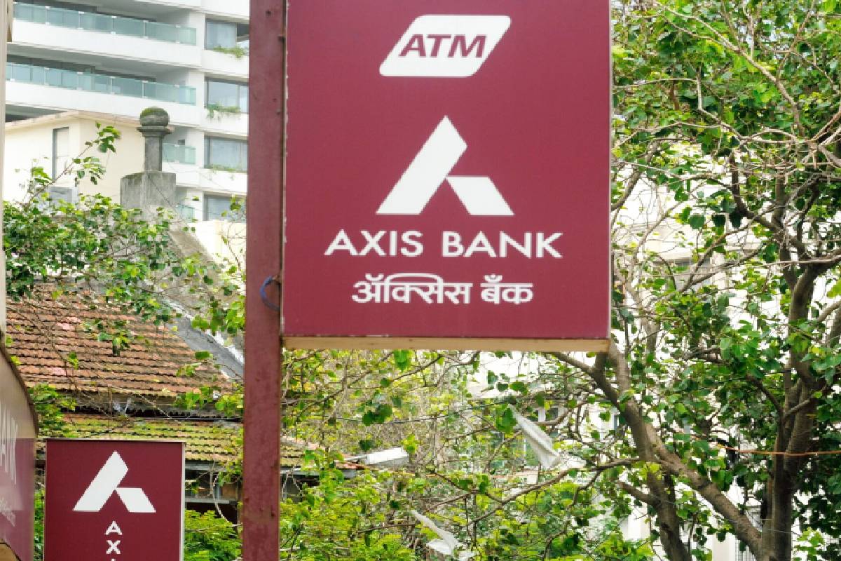 Axis Bank new feature